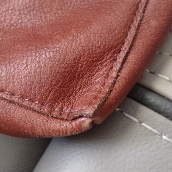 *FINAL PRICE* AWL Snap Leather Crossbody Bag - Picture 12 of 13